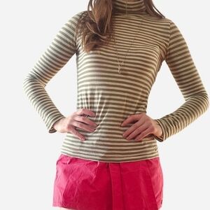 AEO 2000s turtleneck top